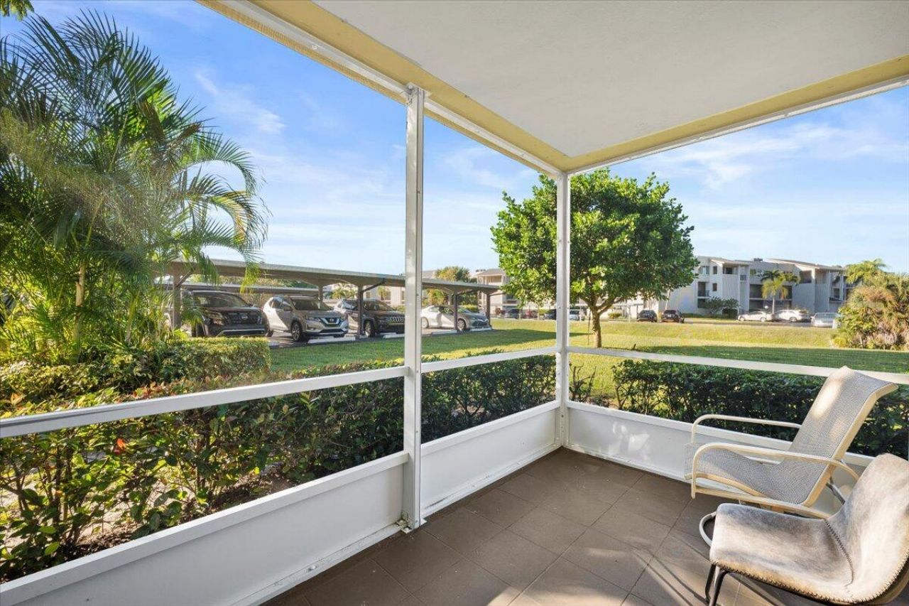 5500 Tamberlane Circle, Unit 105, Palm Beach Gardens, FL 33418 Photo