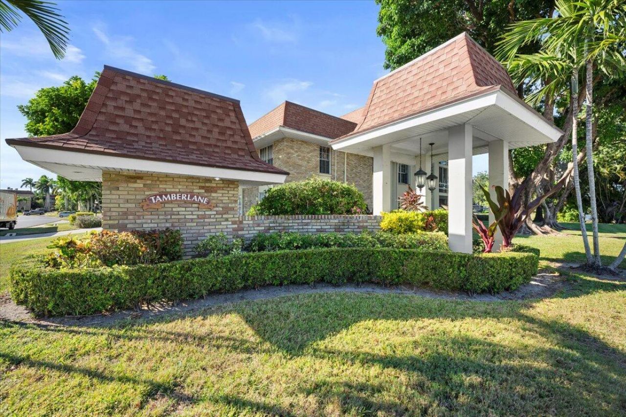 5500 Tamberlane Circle, Unit 105, Palm Beach Gardens, FL 33418 Photo