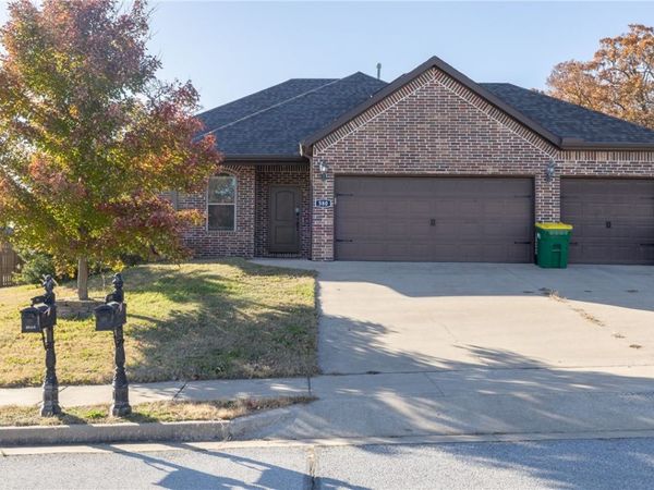 580 Lancaster Road, Centerton, AR 72719