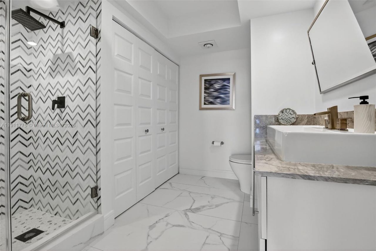 20281 E Country Club Dr, Unit 1704, Aventura, FL 33180 Photo