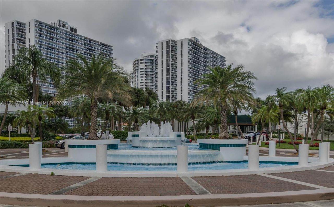 20281 E Country Club Dr, Unit 1704, Aventura, FL 33180 Photo