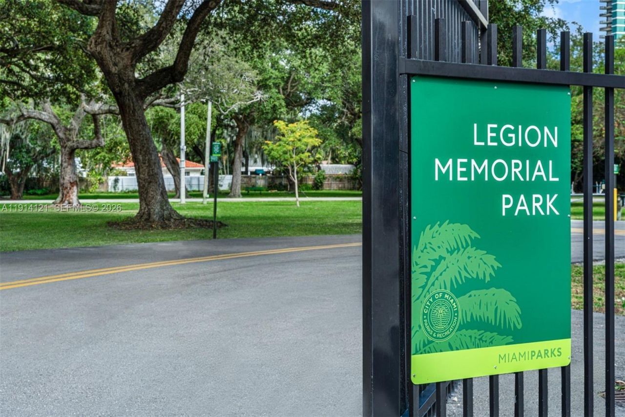 508 NE 67th St, Miami, FL 33138 Photo