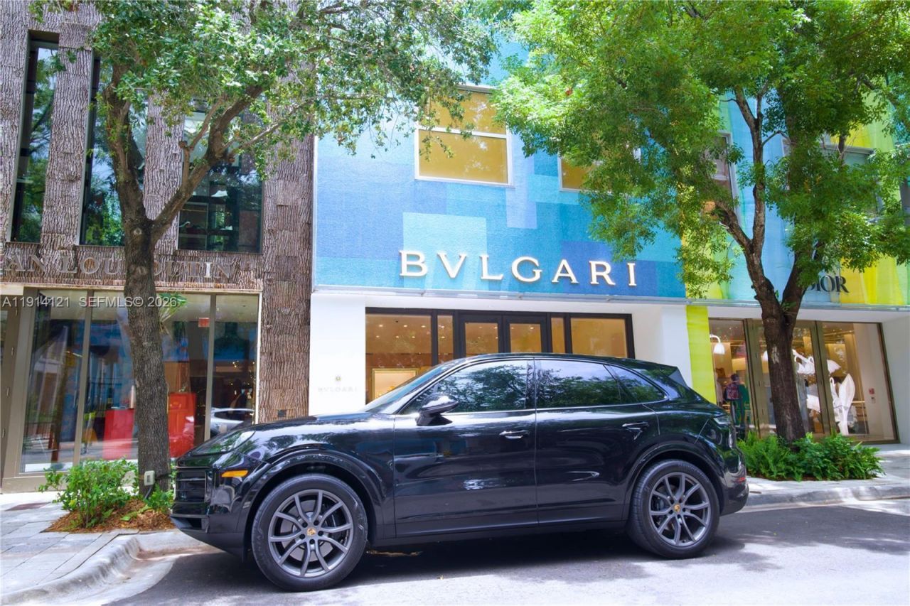 508 NE 67th St, Miami, FL 33138 Photo