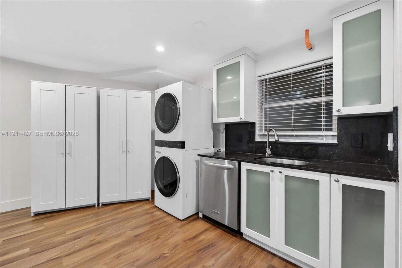 1881 Washington Ave, Unit 4A, Miami Beach, FL 33139 Photo