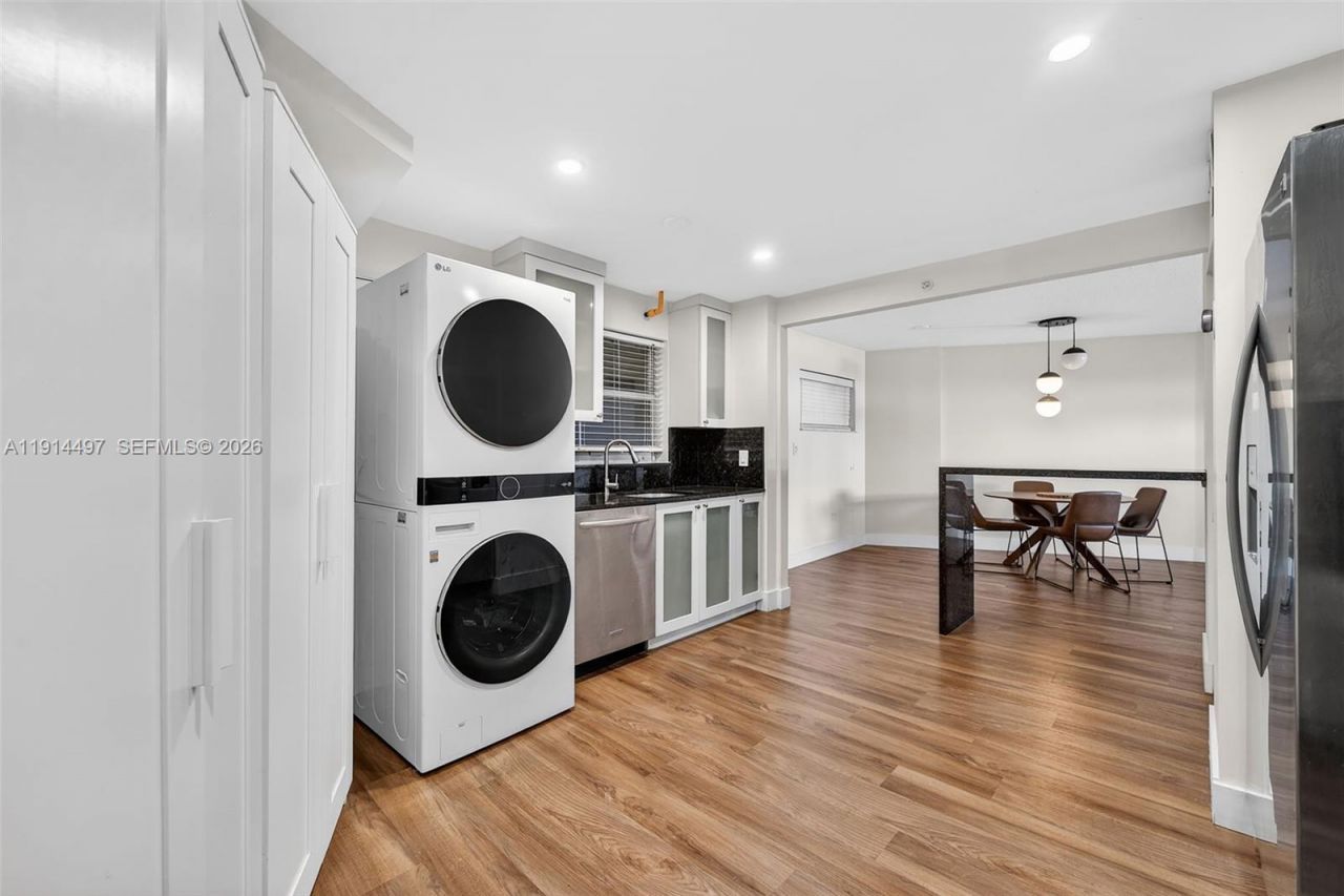 1881 Washington Ave, Unit 4A, Miami Beach, FL 33139 Photo