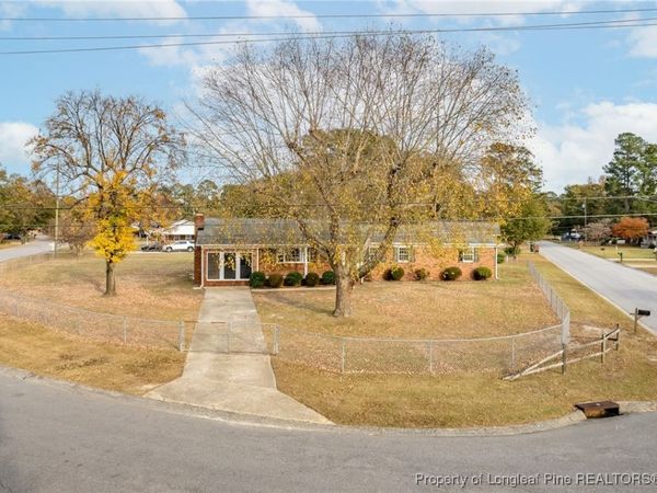 6434 Kincross Avenue, Fayetteville, NC 28304