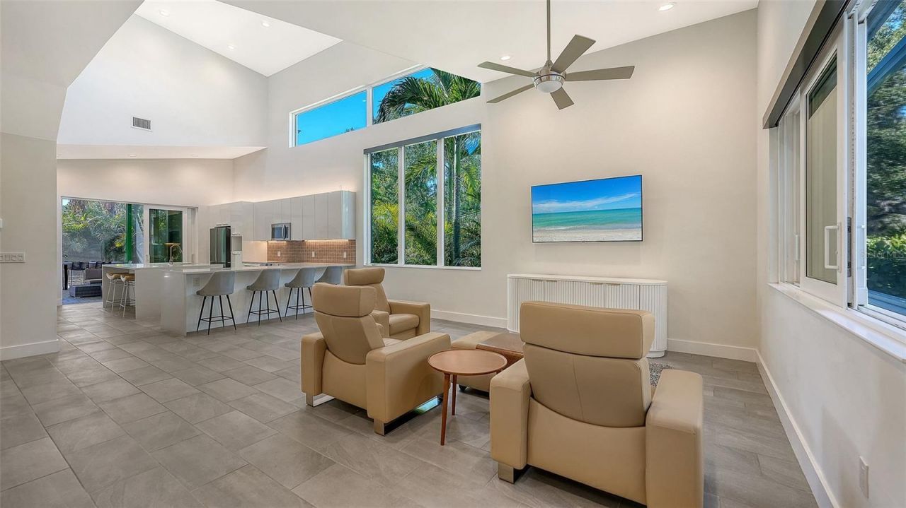 2254 Hawthorne Street, Sarasota, FL 34239 Photo