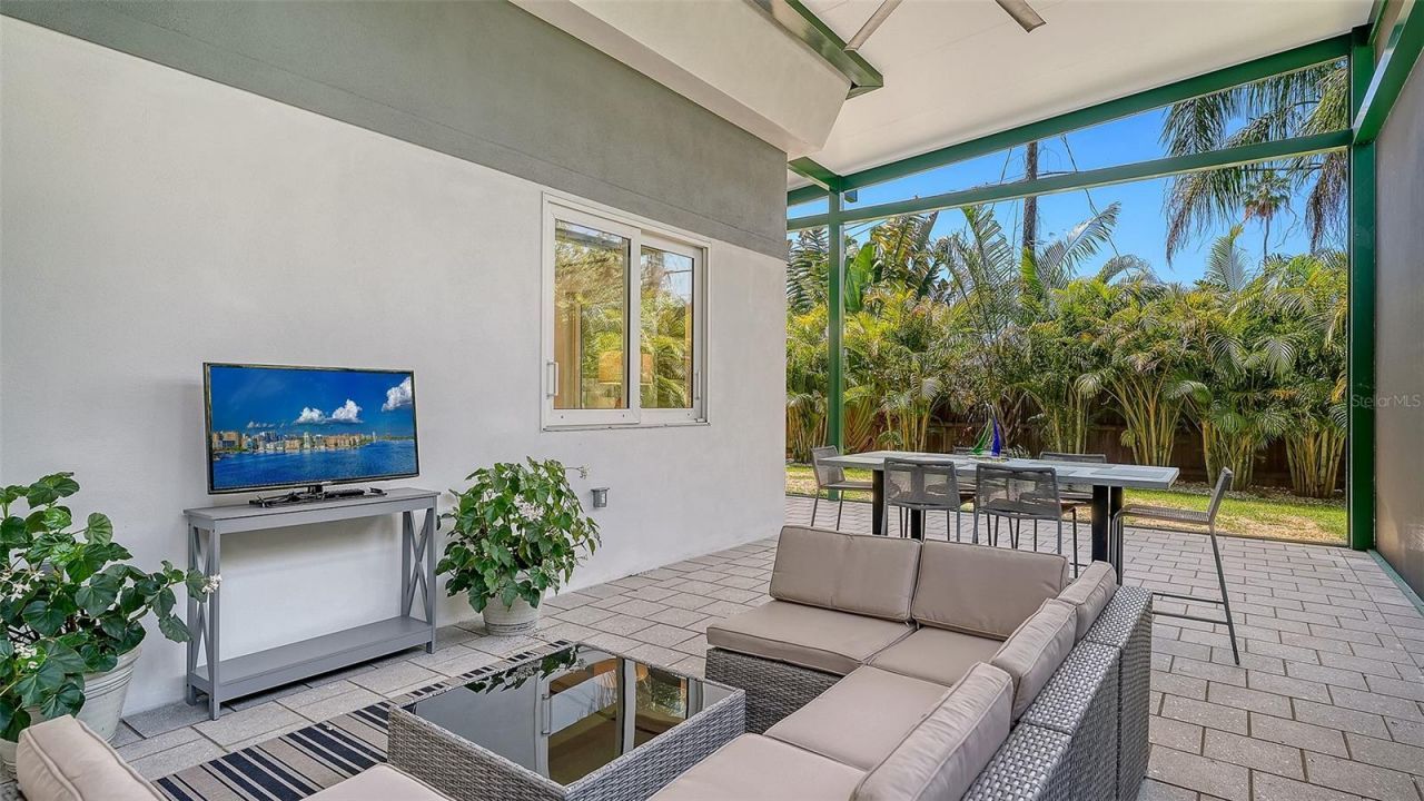 2254 Hawthorne Street, Sarasota, FL 34239 Photo