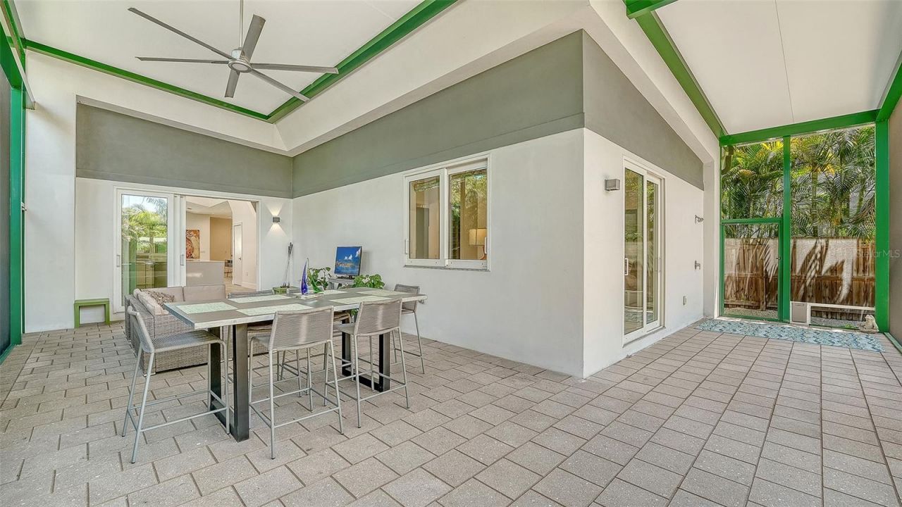 2254 Hawthorne Street, Sarasota, FL 34239 Photo