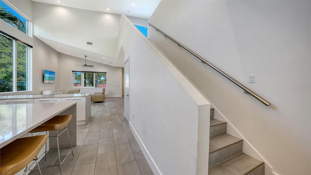 2254 Hawthorne Street, Sarasota, FL 34239 Photo