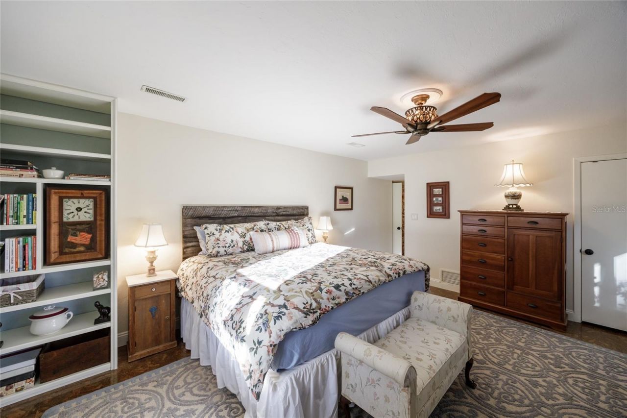 2006 NW 104th Way, Gainesville, FL 32606 Photo