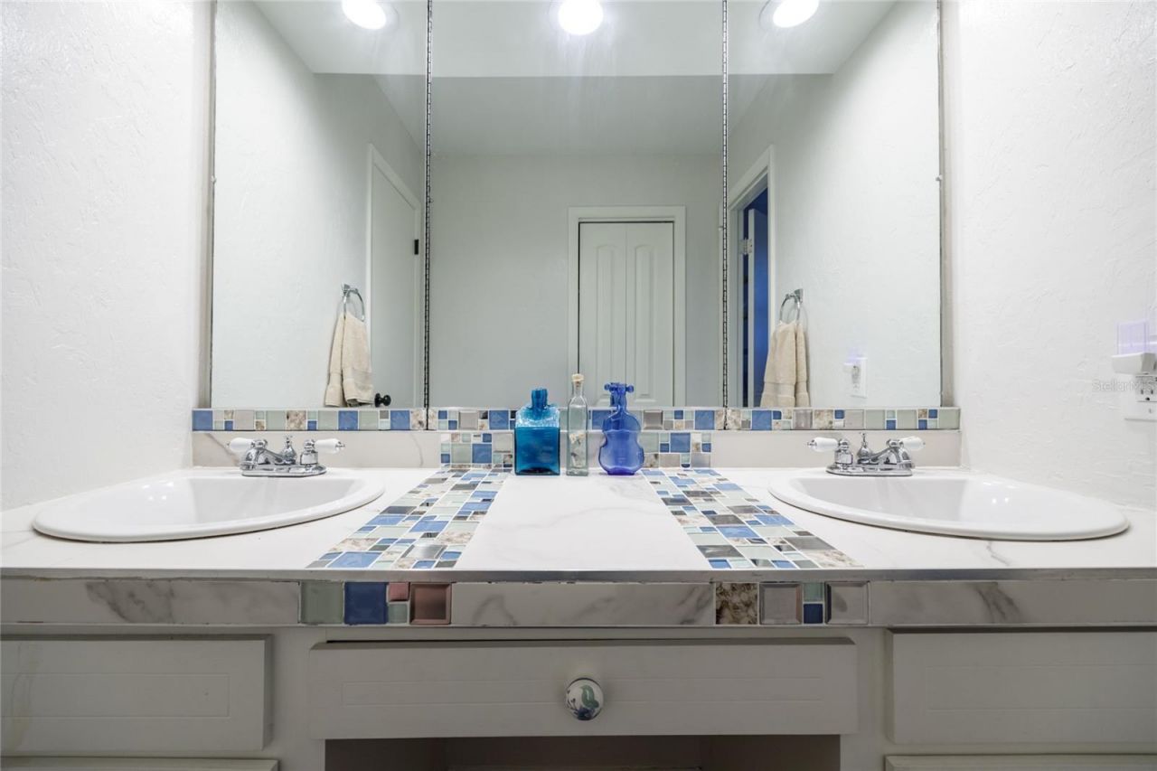 2006 NW 104th Way, Gainesville, FL 32606 Photo