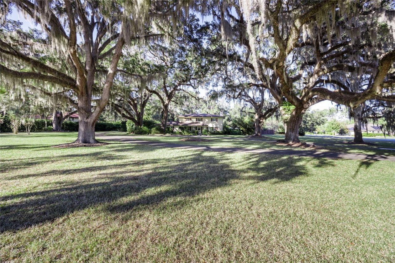 2006 NW 104th Way, Gainesville, FL 32606 Photo