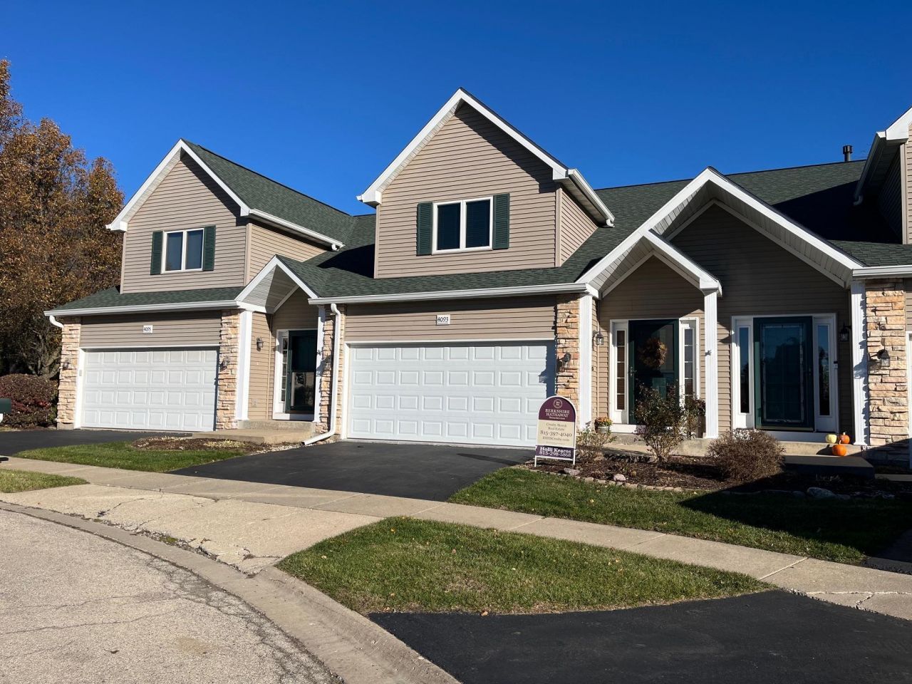 4093 Riverwood Drive Loves Park, IL 61111