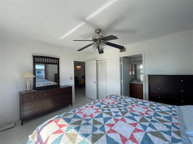 7640 NW 18th Street, Unit 401, Margate, FL 33063 Photo