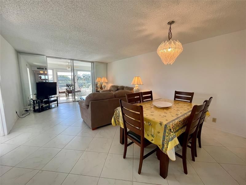 7640 NW 18th Street, Unit 401, Margate, FL 33063 Photo