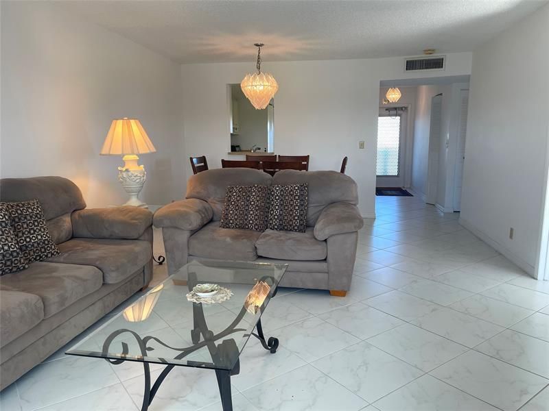 7640 NW 18th Street, Unit 401, Margate, FL 33063 Photo