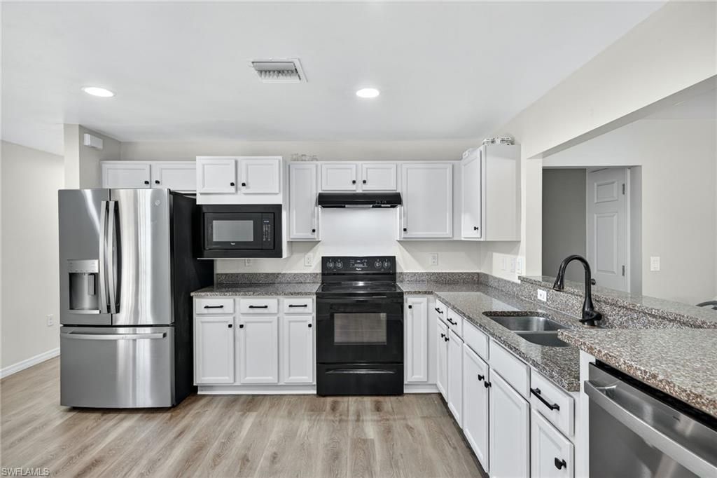 10970 Glenhurst St, Fort Myers, FL 33913 Photo