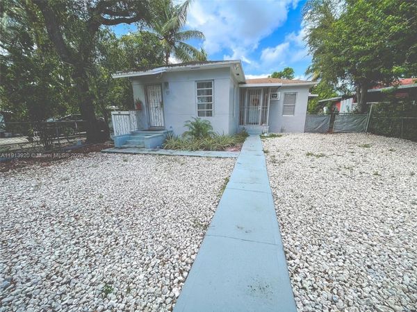 55 NW 69th St, Unit W, Miami, FL 33150