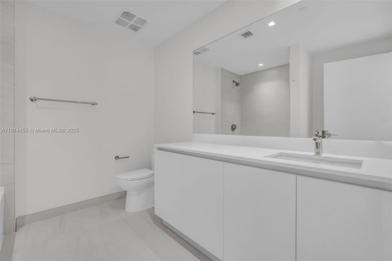 1116 N Ocean Blvd, Unit 1106, Pompano Beach, FL 33062 Photo