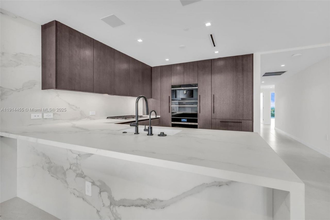 1116 N Ocean Blvd, Unit 1106, Pompano Beach, FL 33062 Photo