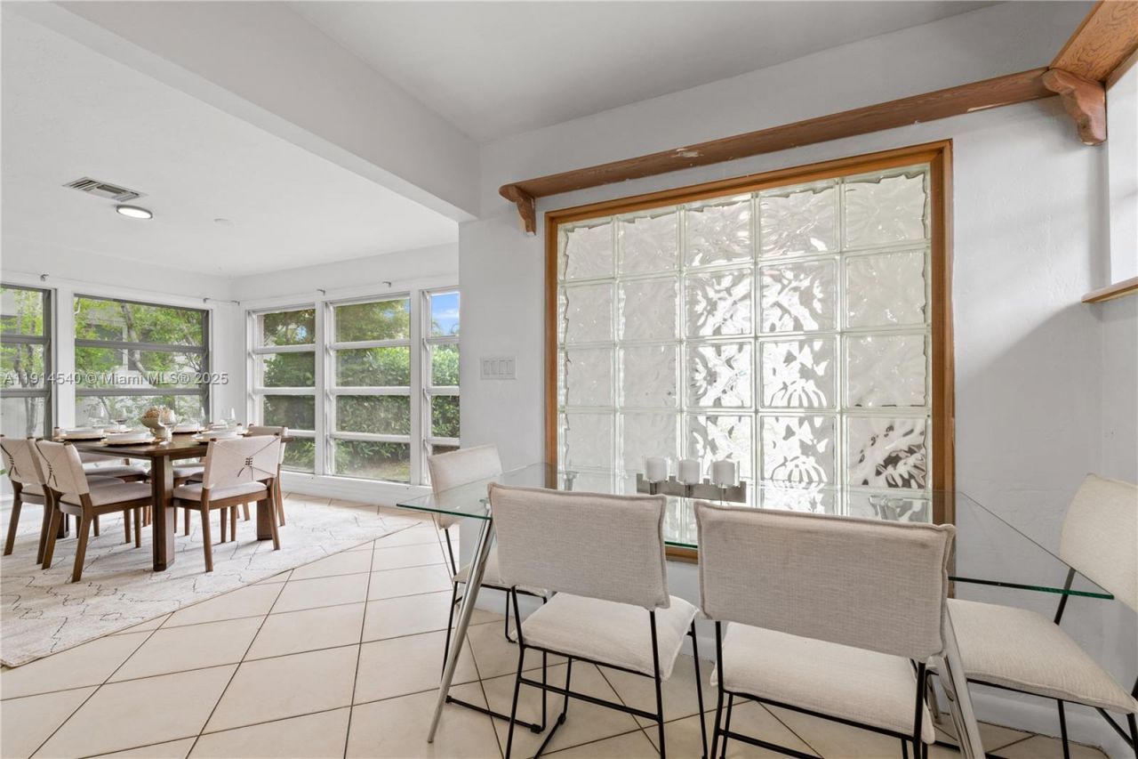 1443 Hollywood Blvd, Hollywood, FL 33020 Photo