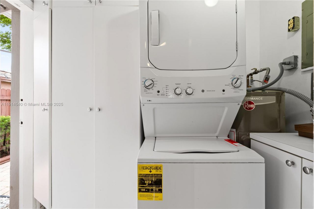 1443 Hollywood Blvd, Hollywood, FL 33020 Photo