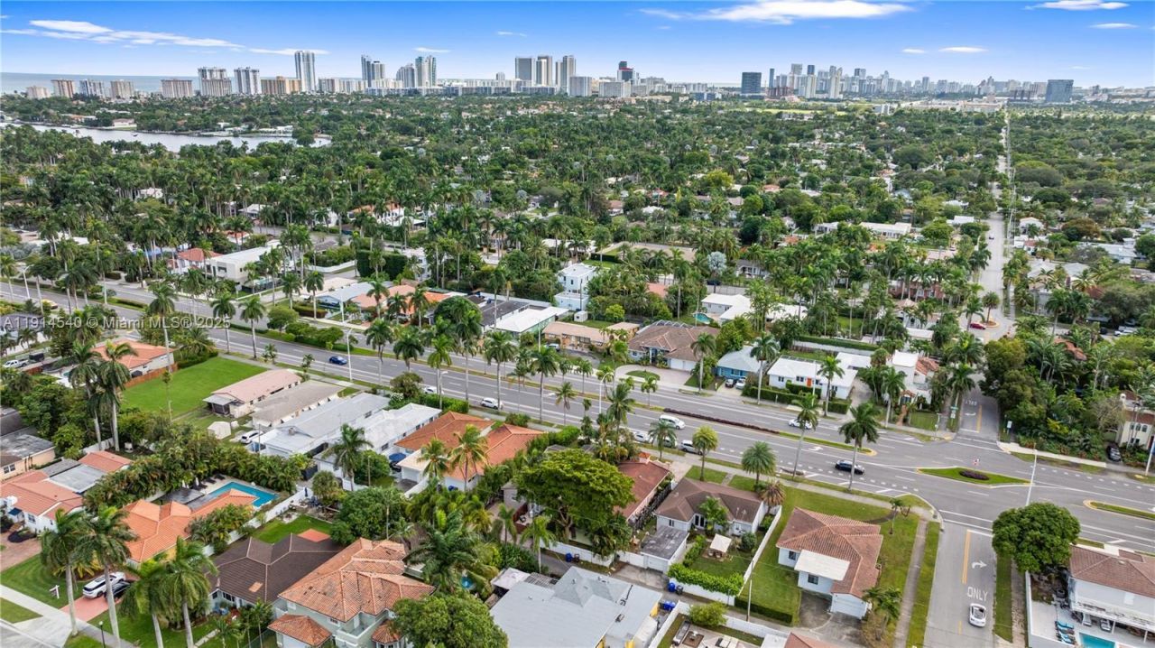 1443 Hollywood Blvd, Hollywood, FL 33020 Photo