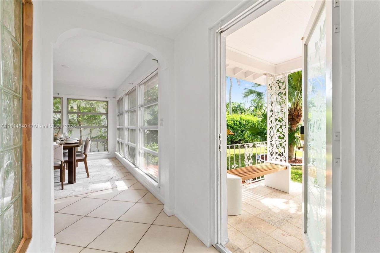 1443 Hollywood Blvd, Hollywood, FL 33020 Photo