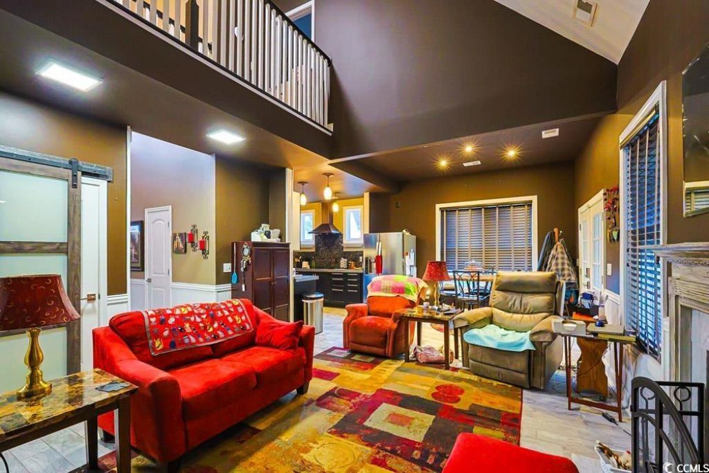 105 Rocko Dr. Photo 9