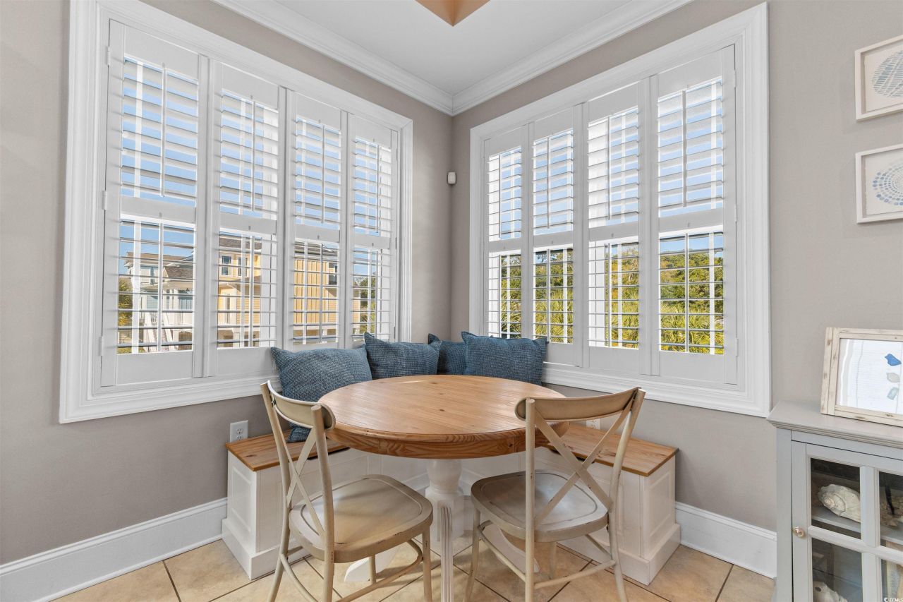 513 1st St. Photo 12