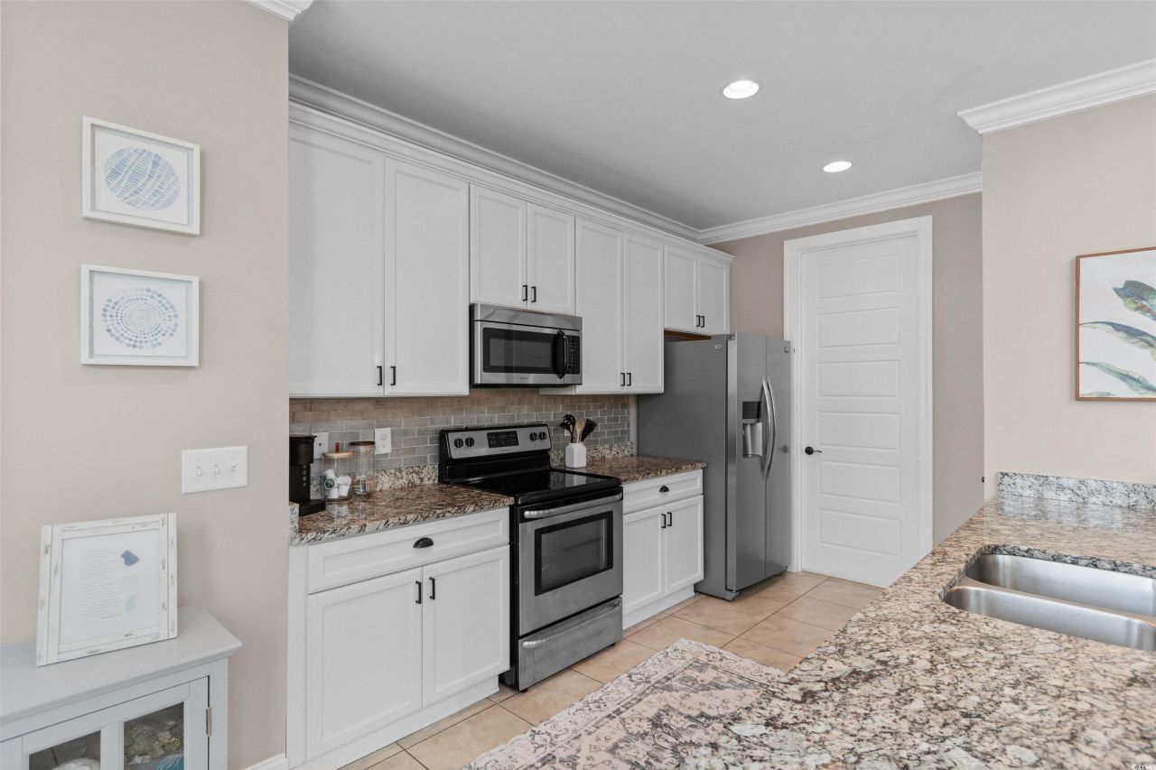 513 1st St. Photo 14