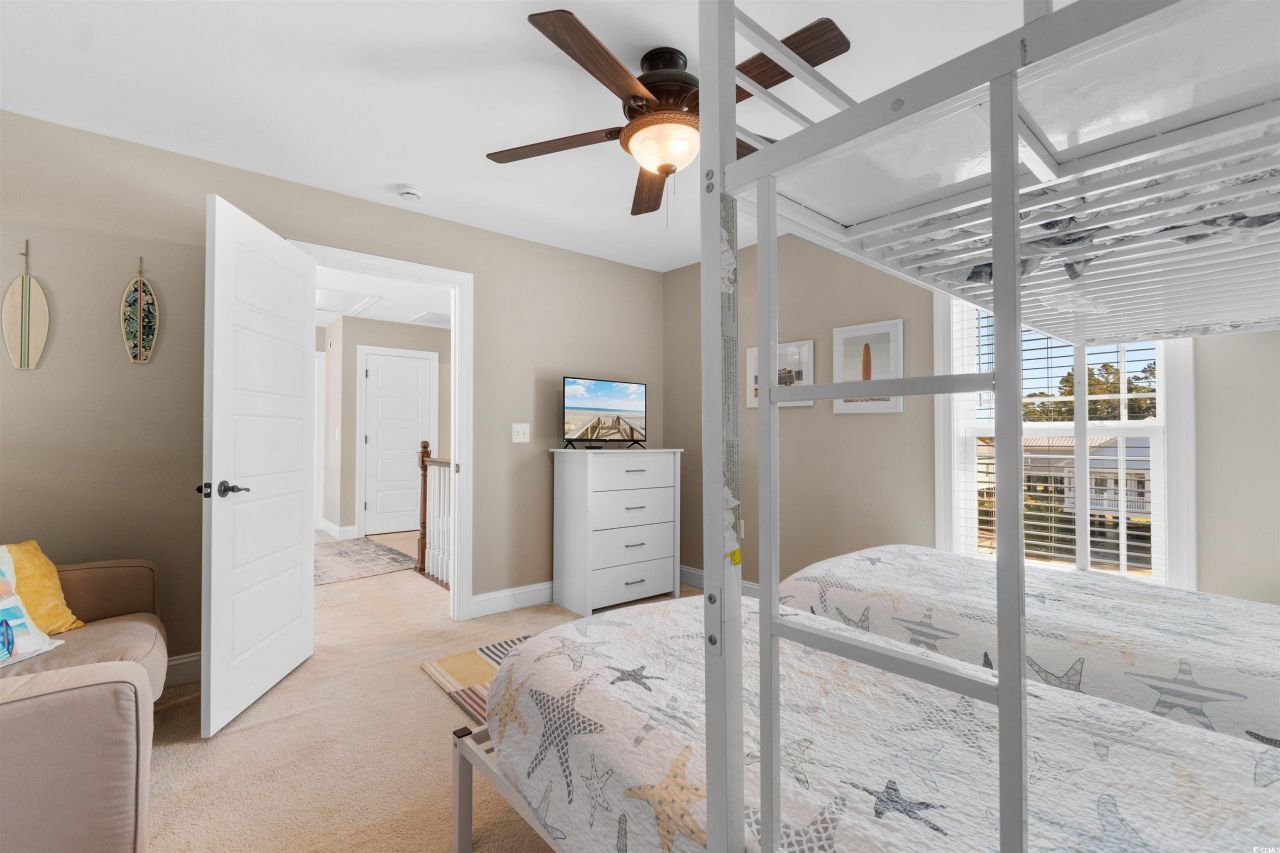 513 1st St. Photo 26