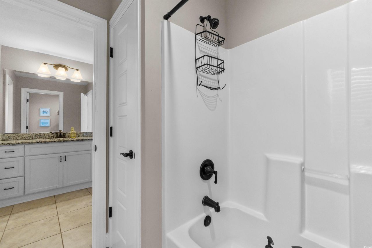 513 1st St. Photo 28