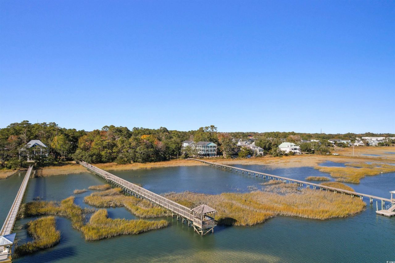 513 1st St. Photo 39