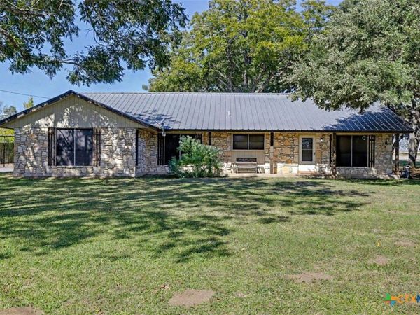 307 US Highway 87, Stockdale, TX 78160