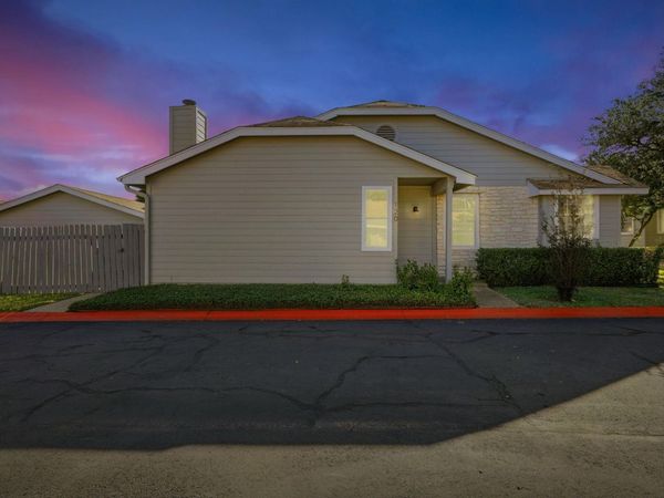 6501 Brush Country RD, Unit 120, Austin, TX 78749