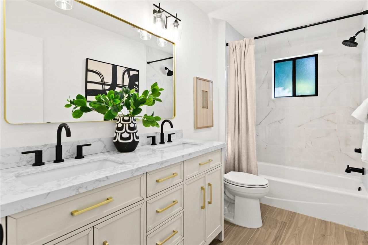 3651 Country Place Boulevard, Sarasota, FL 34233 Photo