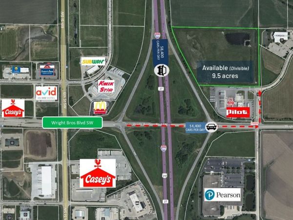8720 Stacey Lane SW, Unit Lot 3, Cedar Rapids, IA 52402