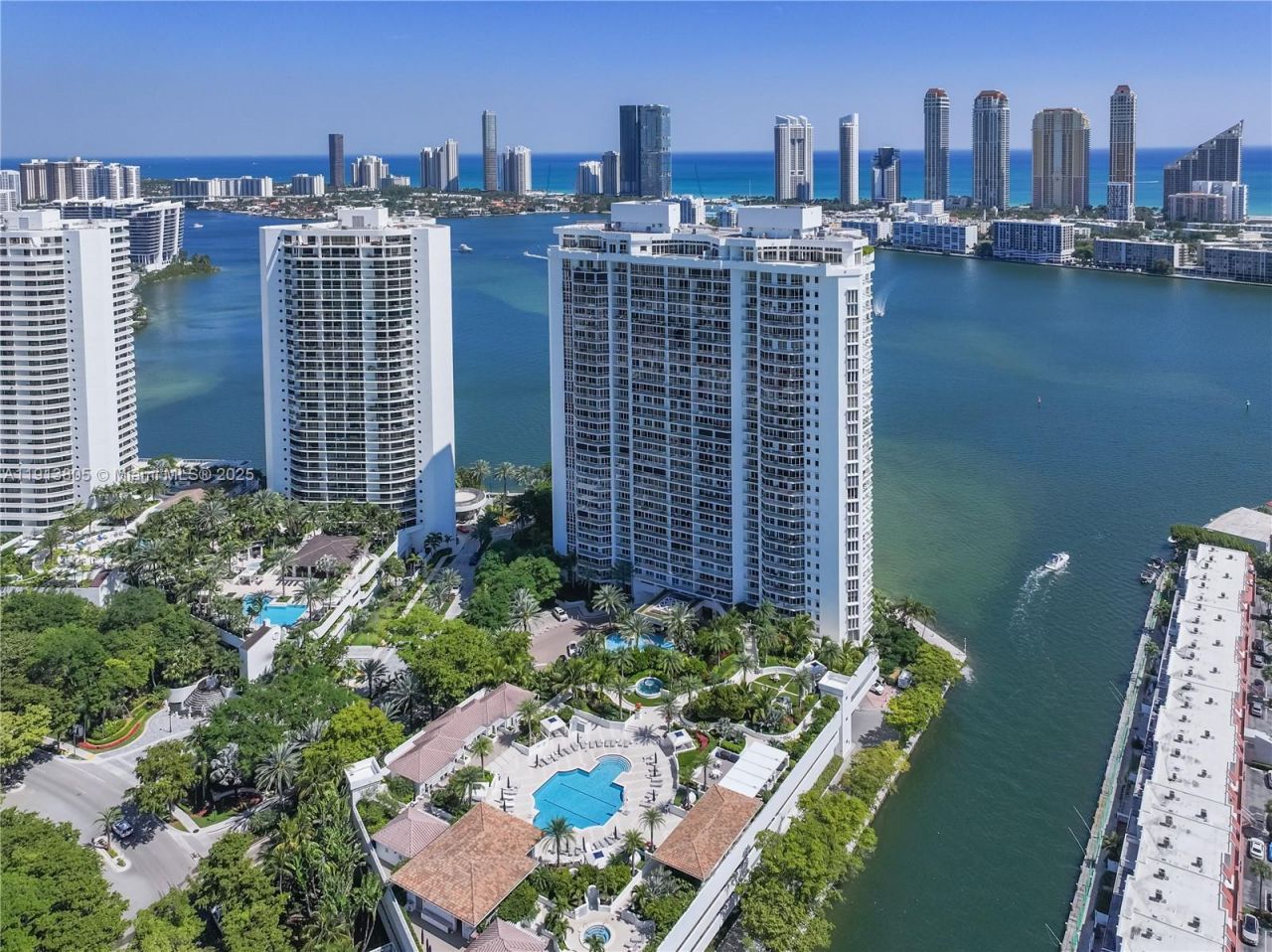 2600 Island Blvd, Unit 1605, Aventura, FL 33160 Photo