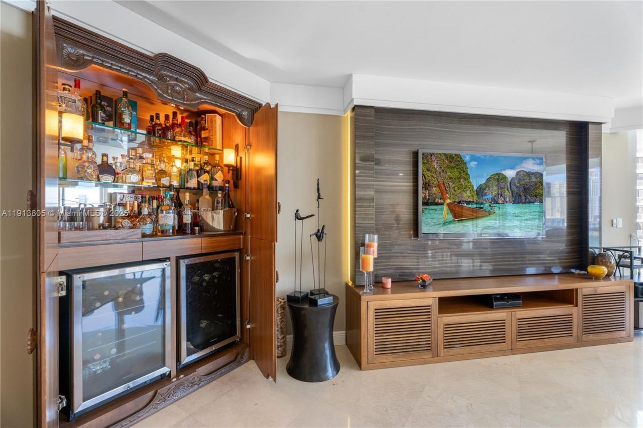 2600 Island Blvd, Unit 1605, Aventura, FL 33160 Photo