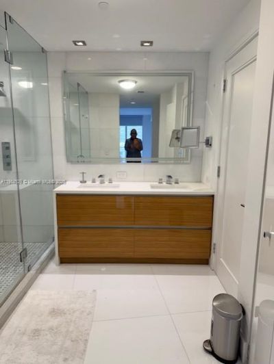 901 Brickell Key Blvd, Unit 906, Miami, FL 33131 Photo