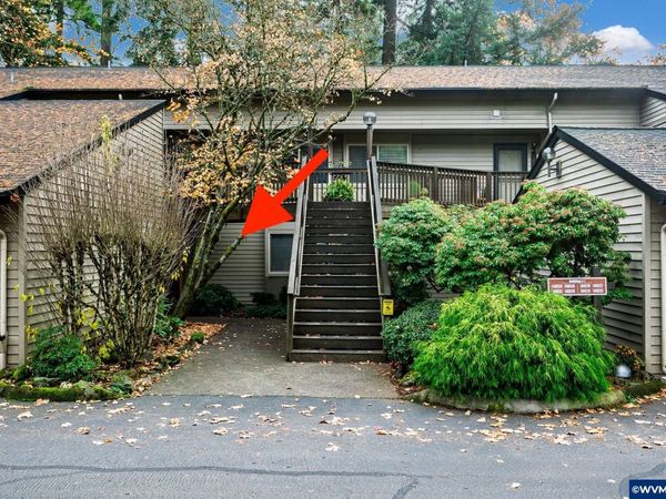 14828 SW 109th Av, Tigard, OR 97224