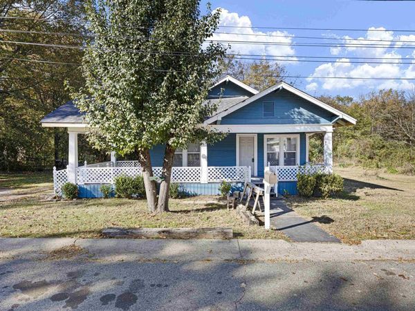 709 N GRIFFIN Street, Morrilton, AR 72110