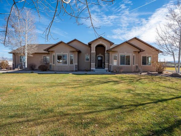 1322 Gold Lake Drive, Loma, CO 81524