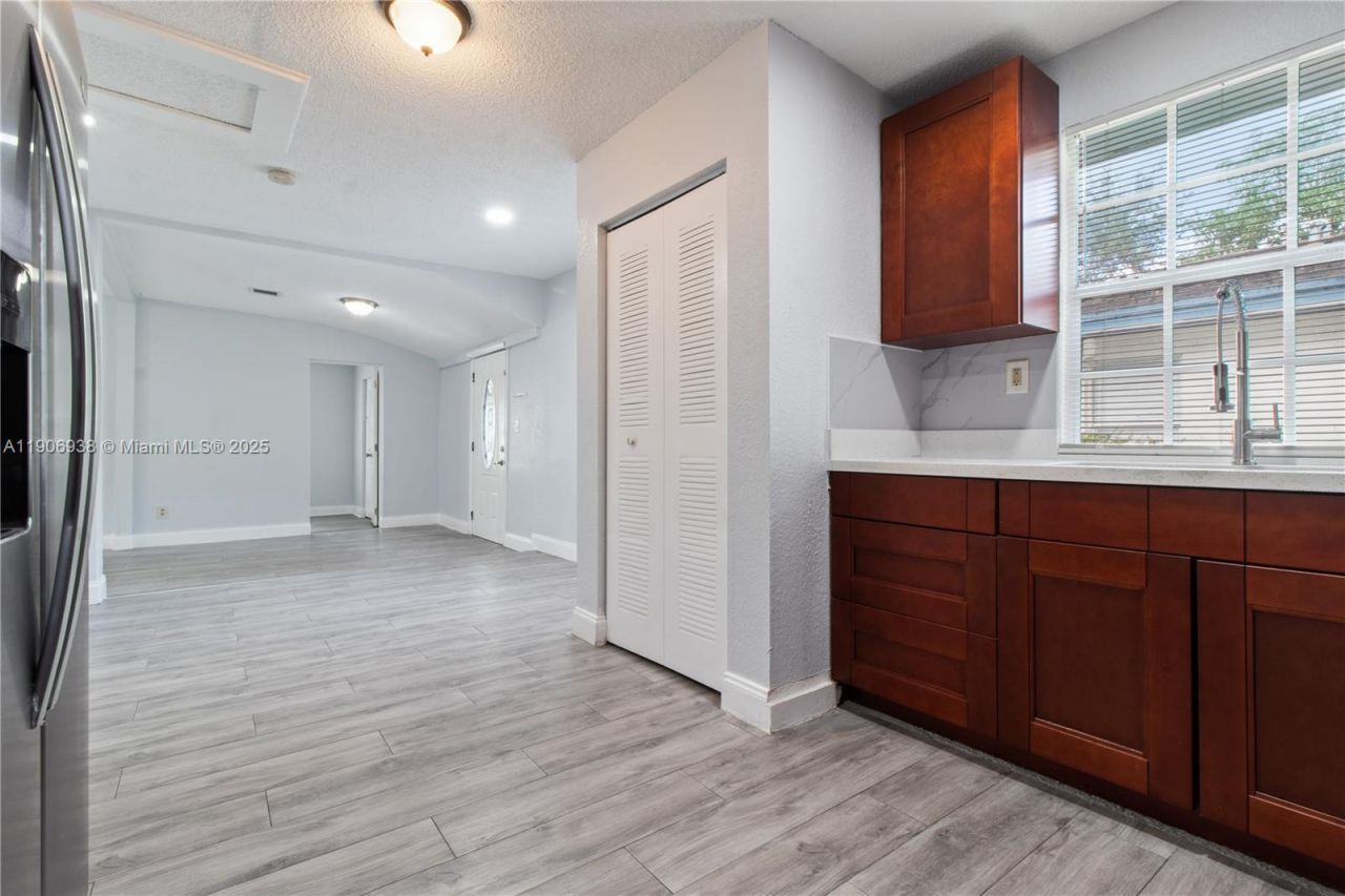 5519 NW 4th Ave, Miami, FL 33127 Photo