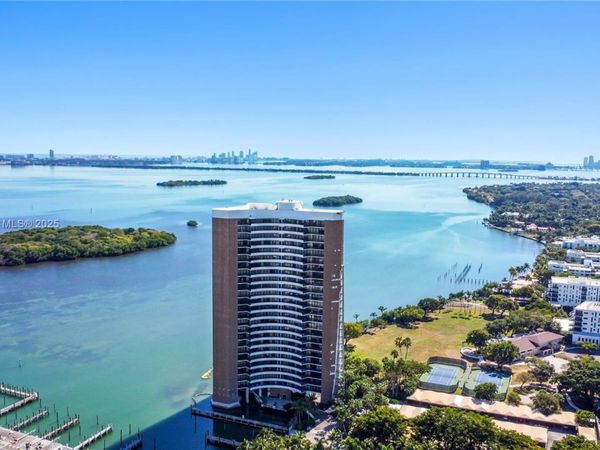 720 NE 69th St, Unit 9W, Miami, FL 33138