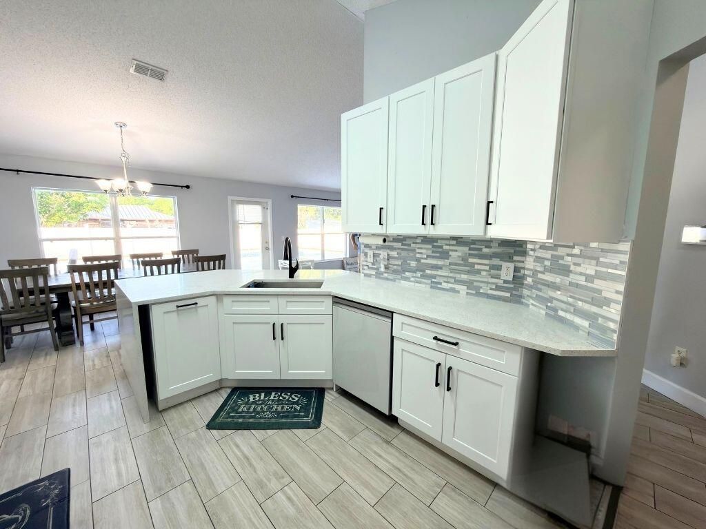 517 NW Sherbrooke Avenue, Port Saint Lucie, FL 34983 Photo