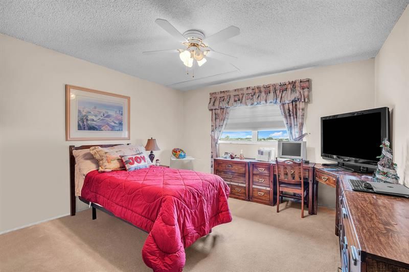 800 NE 195th St, Unit 601, Miami, FL 33179 Photo