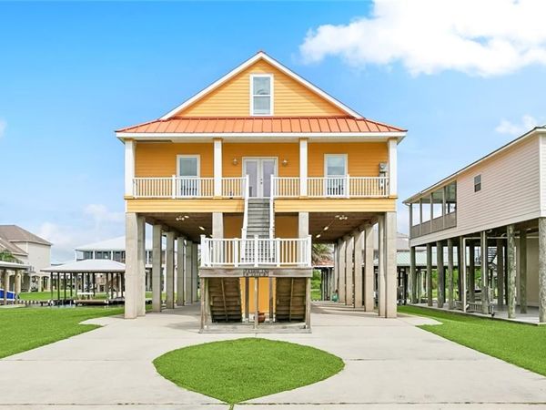 2424 FORT BEAUREGARD Boulevard, St Bernard, LA 70085